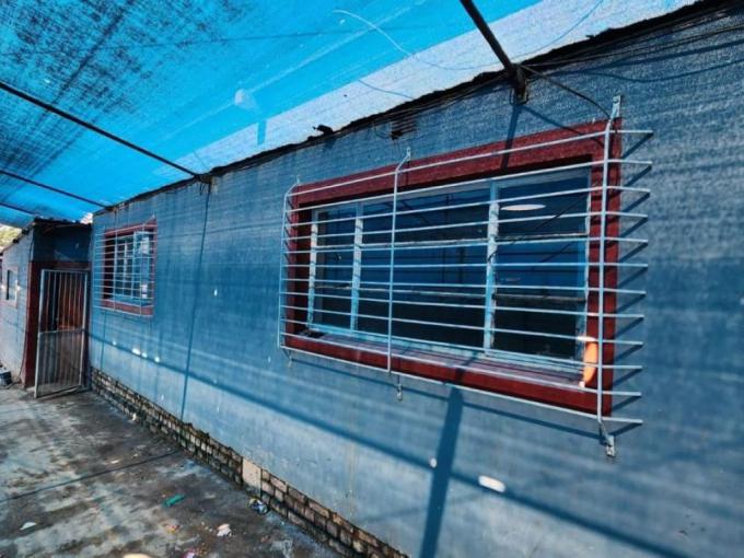 3 Bedroom Commercial for Sale For Sale in Oudtshoorn - MR674760