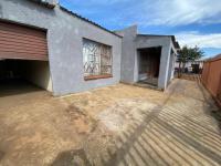 5 Bedroom 2 Bathroom House for Sale for sale in Langaville