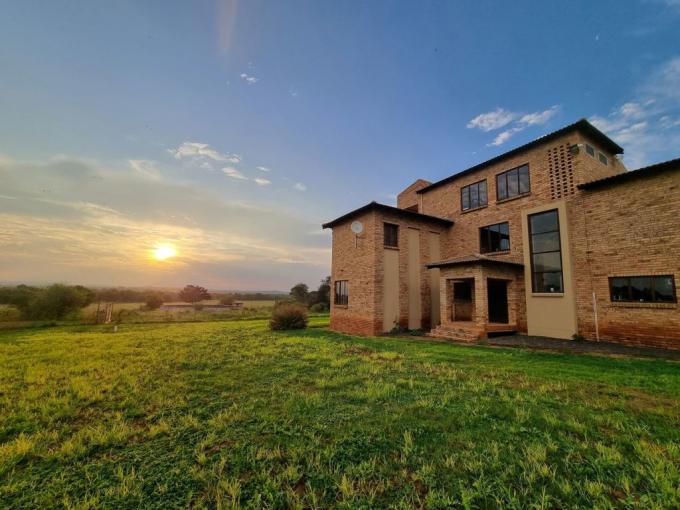 Farm for Sale For Sale in Rustenburg - MR674793