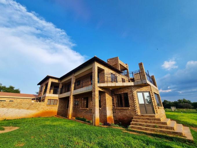 Farm for Sale For Sale in Rustenburg - MR674793