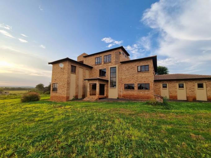 Farm for Sale For Sale in Rustenburg - MR674794