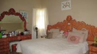 Bed Room 1 - 22 square meters of property in Kenilworth - JHB