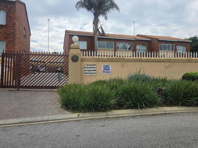 2 Bedroom Apartment for Sale For Sale in Winchester Hills - MR674800