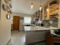  of property in Bendor
