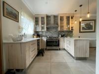  of property in Bendor