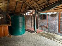  of property in Geelhoutpark