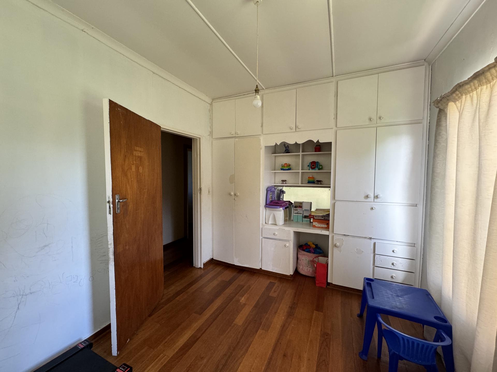 Bed Room 1 of property in Uitenhage