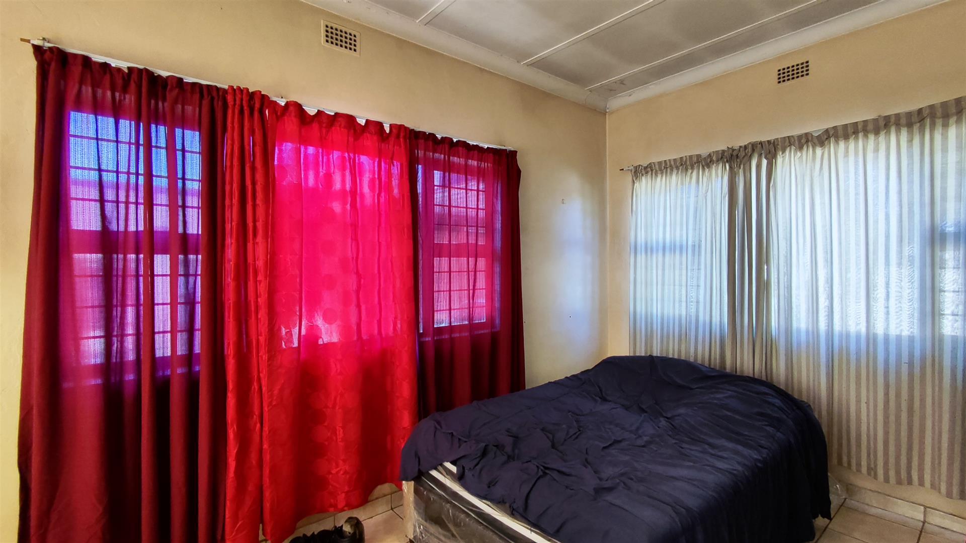 Bed Room 3 - 17 square meters of property in Brakpan