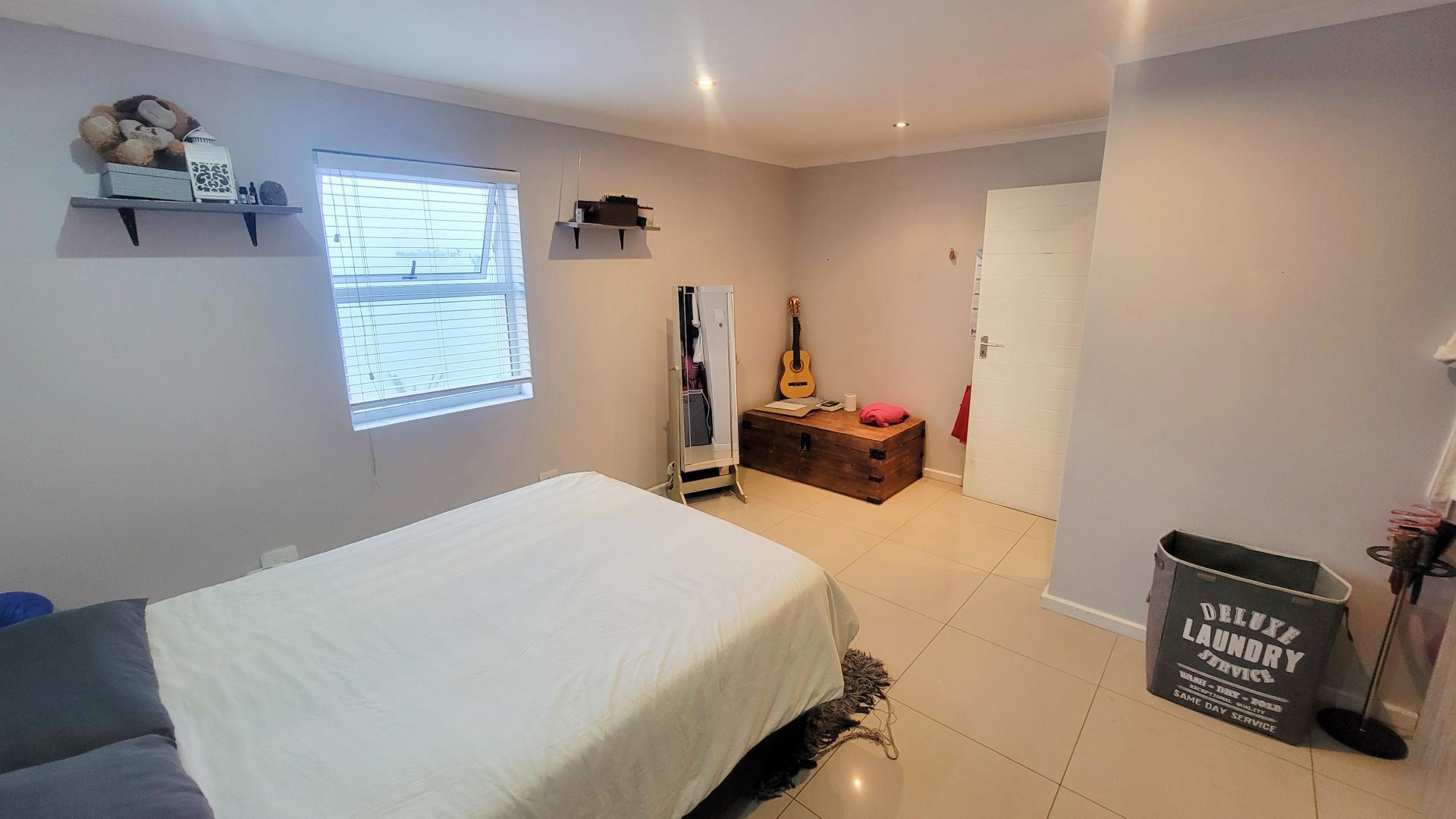 Bed Room 1 of property in Mitchells Plain