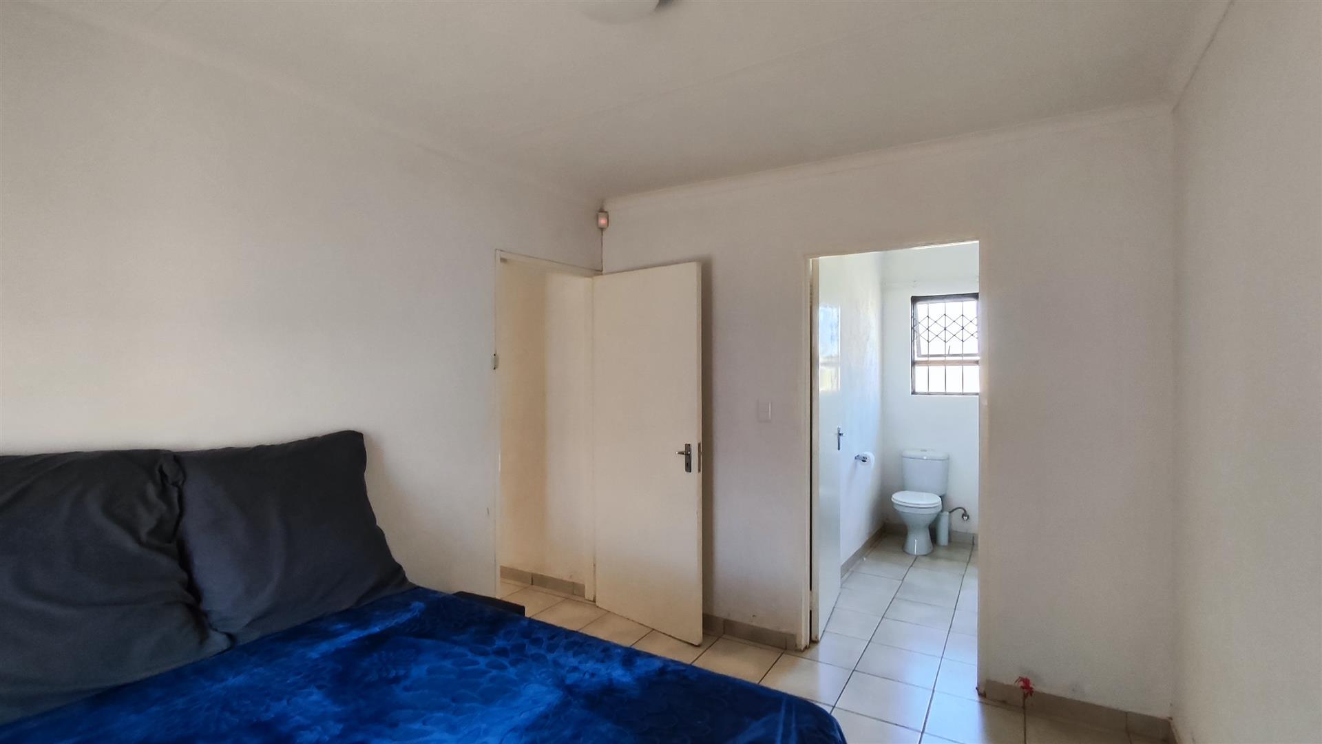 Main Bedroom - 11 square meters of property in Benoni AH