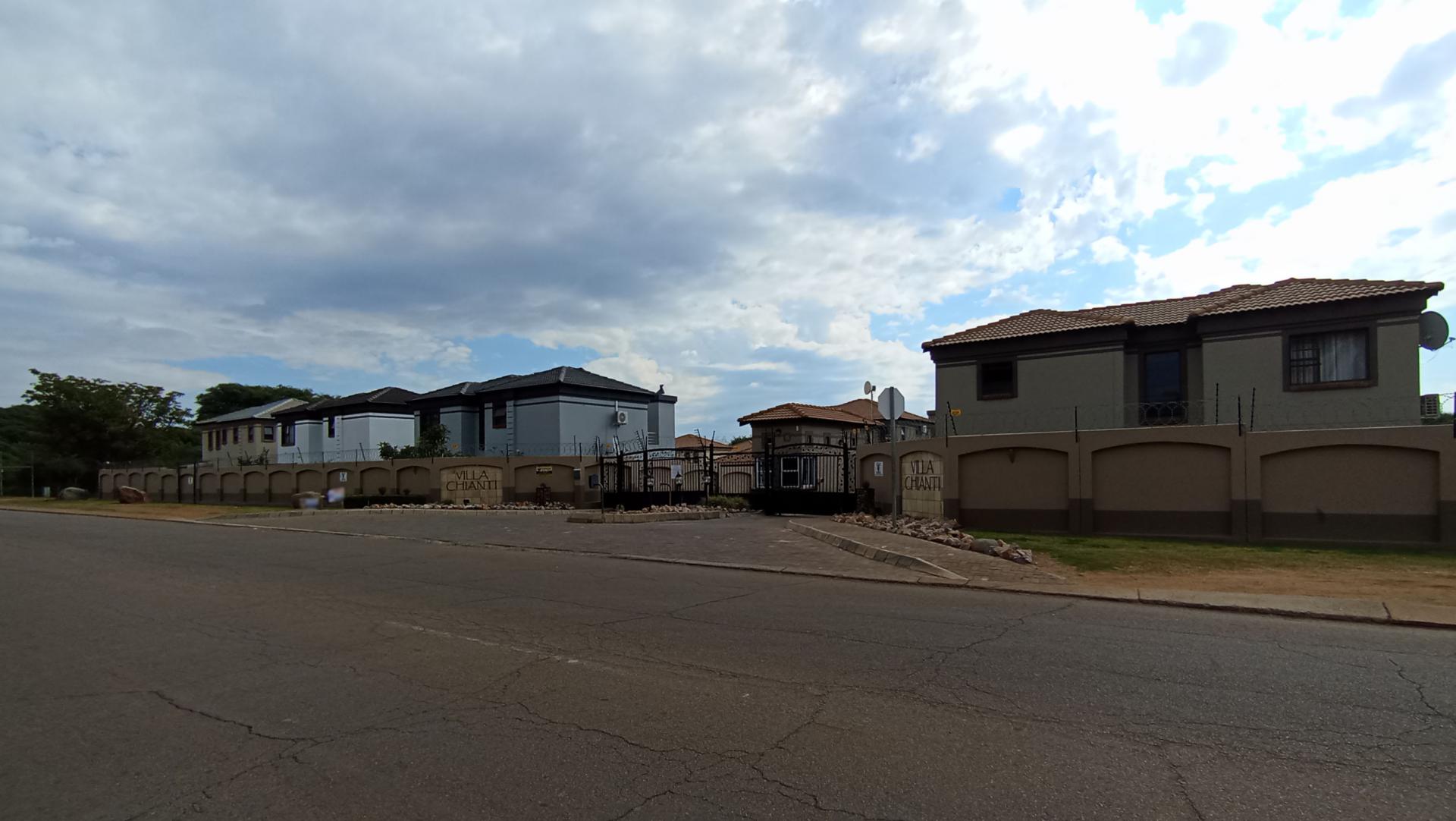 Front View of property in Montana
