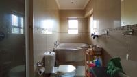 Main Bathroom - 7 square meters of property in Montana