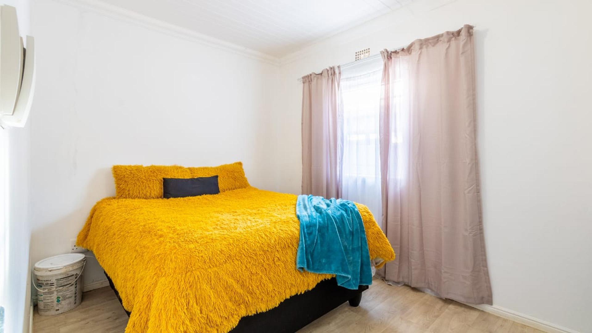 Bed Room 1 of property in Paarl