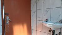 Bathroom 1 - 4 square meters of property in Stretford