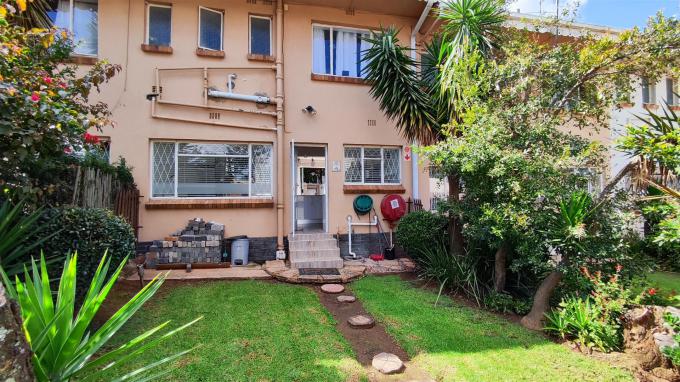 2 Bedroom Sectional Title for Sale For Sale in Farrarmere - Home Sell - MR674895