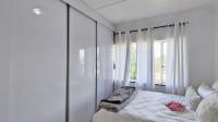 Bed Room 1 - 14 square meters of property in Farrarmere