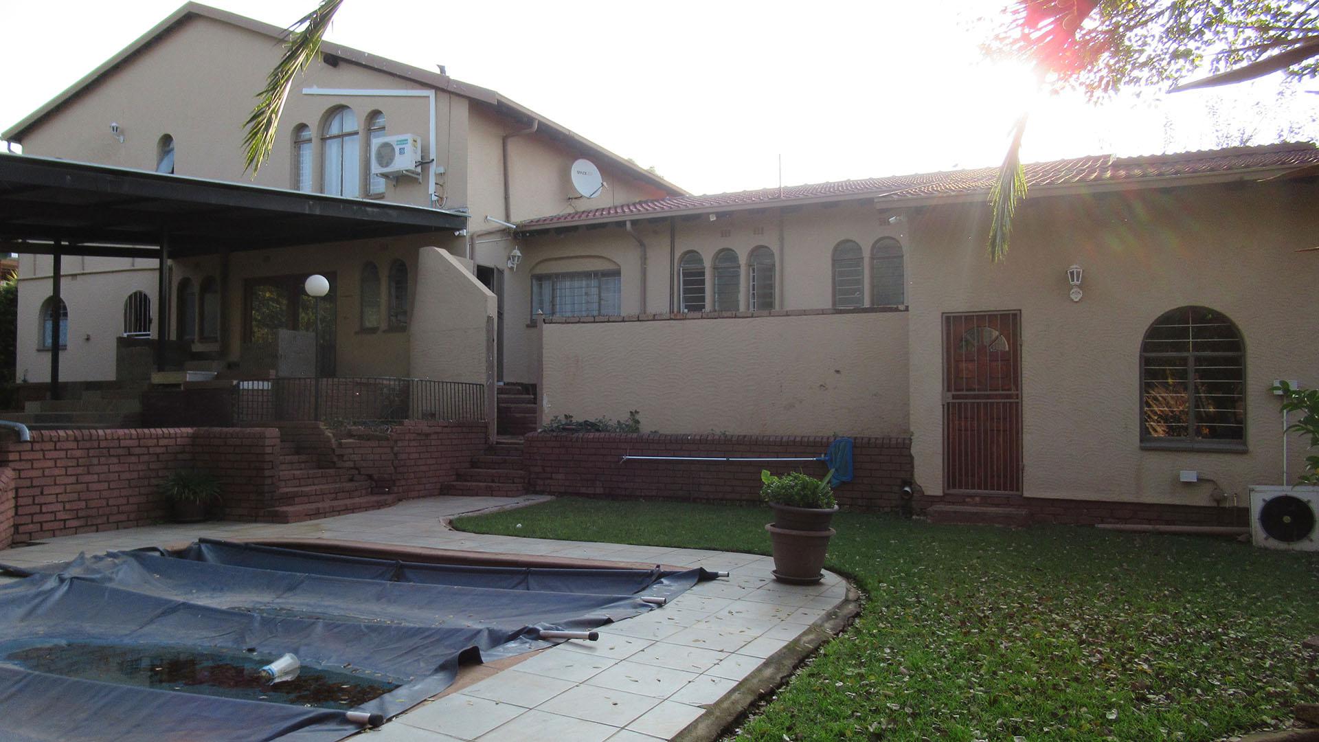 Backyard of property in Weltevreden Park