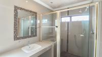 Main Bathroom - 7 square meters of property in Reservoir Hills KZN