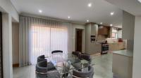 Dining Room - 40 square meters of property in Sonneveld