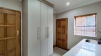 Scullery - 18 square meters of property in Sonneveld