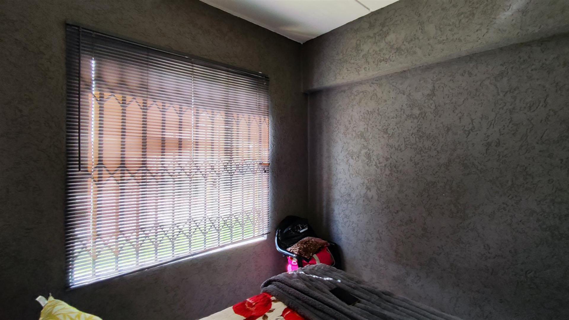 Bed Room 2 - 9 square meters of property in Dawn Park