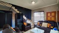 Lounges - 15 square meters of property in Dawn Park