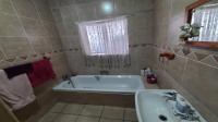 Bathroom 1 - 3 square meters of property in Benoni