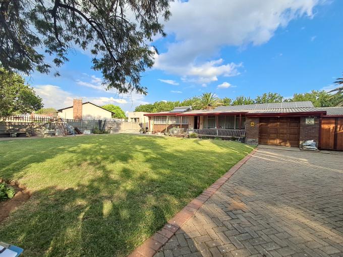 3 Bedroom House for Sale For Sale in Sasolburg - MR674914