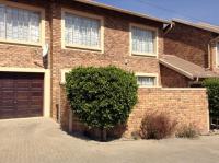 3 Bedroom 2 Bathroom Duplex for Sale for sale in Greenstone Hill