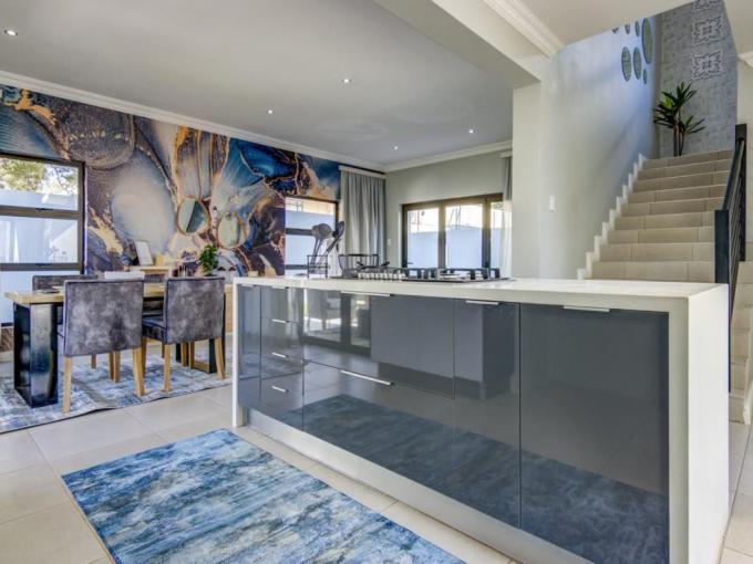 3 Bedroom Cluster for Sale For Sale in Bedfordview - MR674929