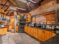 of property in Glenvista