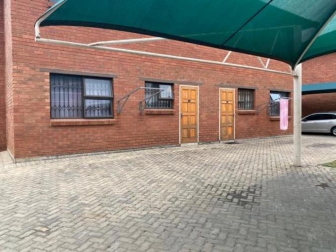 2 Bedroom Apartment for Sale For Sale in Anzac - MR674934