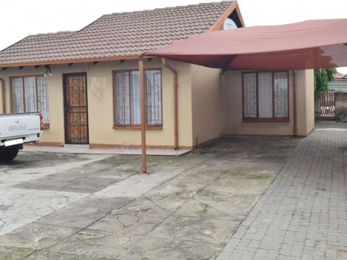 2 Bedroom House for Sale For Sale in Boitekong - MR674952