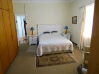  of property in Stilbaai (Still Bay)