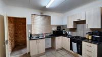 Kitchen - 11 square meters of property in Albertsdal