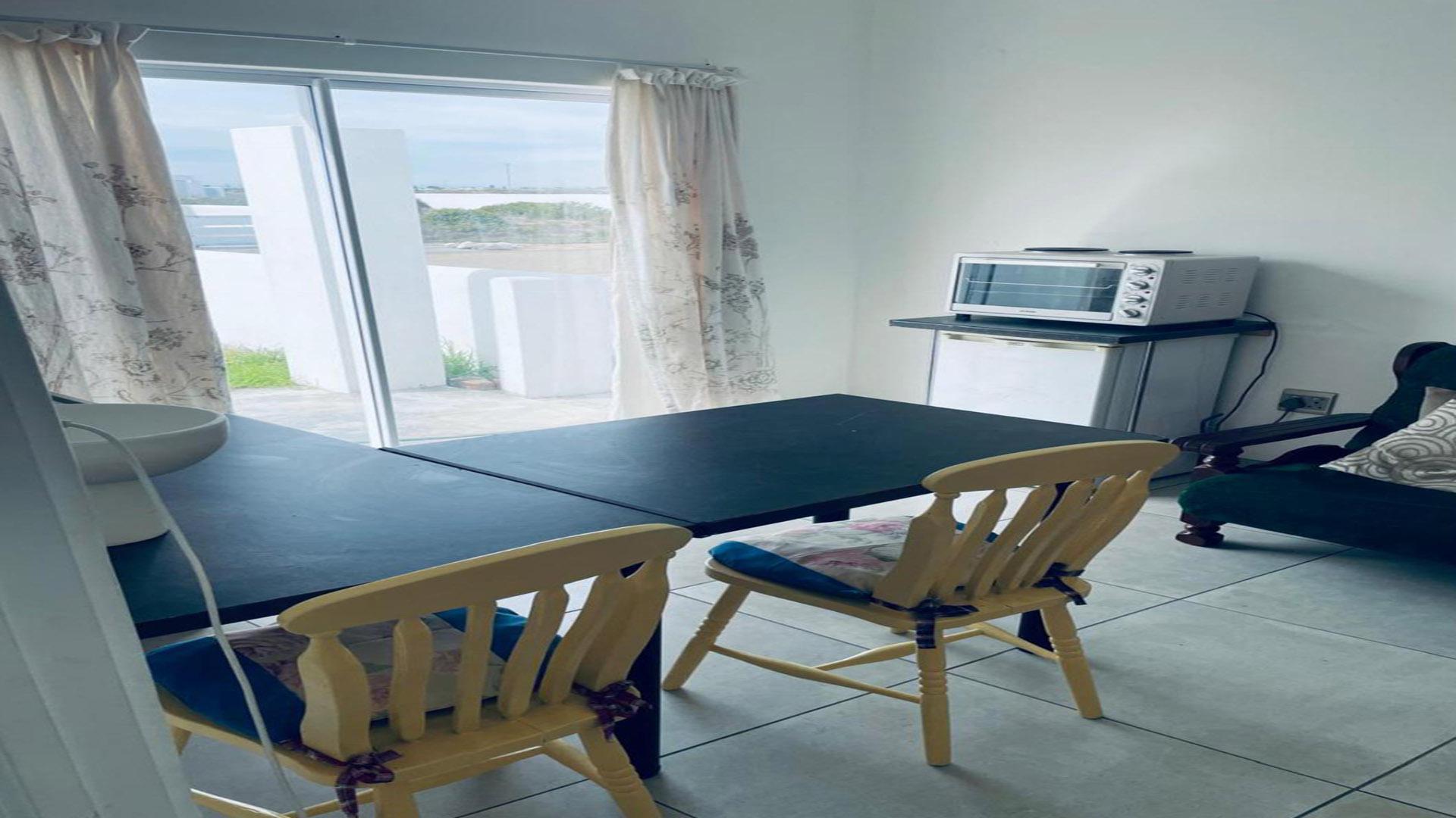 Flatlet of property in St Helena Bay