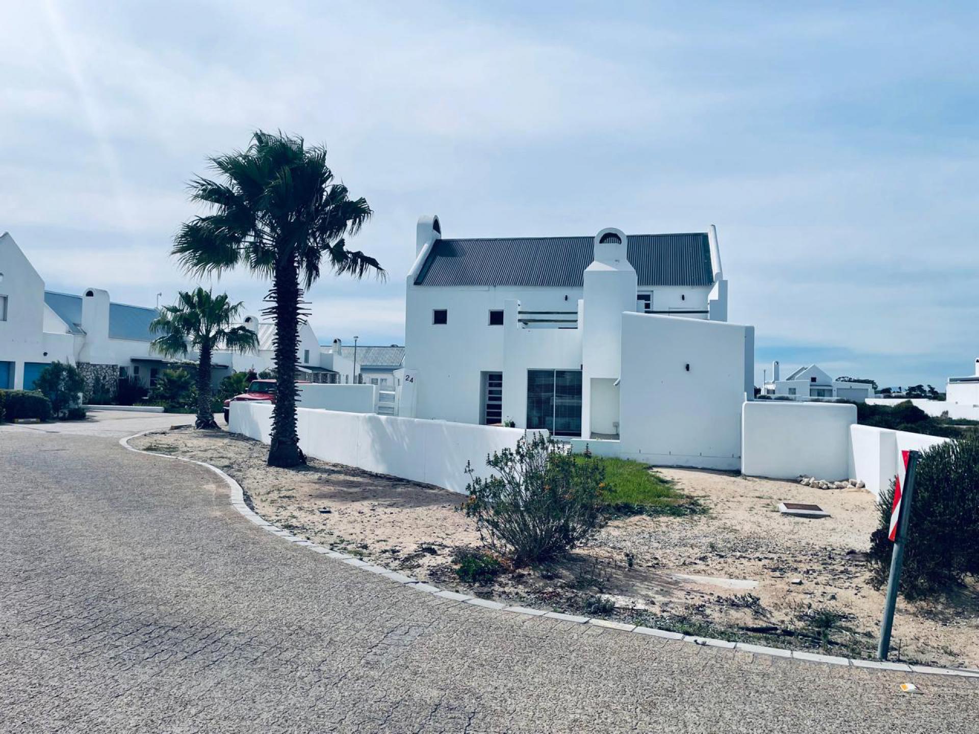 Front View of property in St Helena Bay