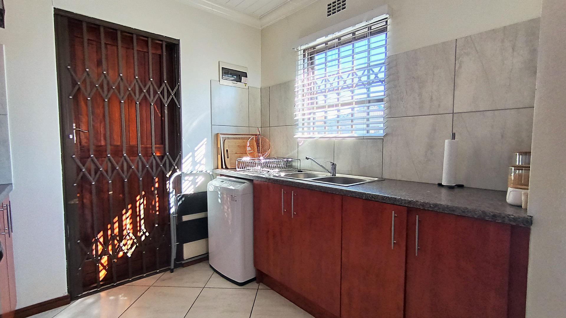 Kitchen - 7 square meters of property in Hagley