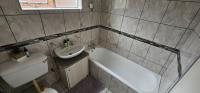  of property in Queenswood