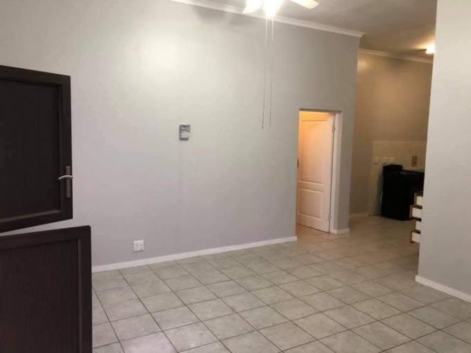 1 Bedroom Apartment to Rent in Crestholme - Property to rent - MR675077