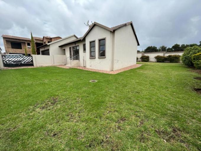 3 Bedroom House for Sale For Sale in Summerfields Estate - MR675086