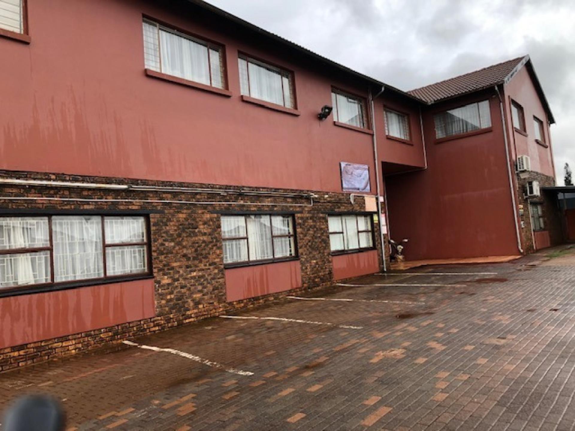  of property in Dawn Park