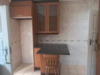  of property in Glenvista