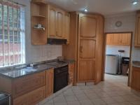  of property in Glenvista