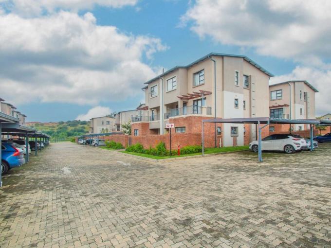 2 Bedroom Apartment for Sale For Sale in Wilgeheuwel  - MR675149