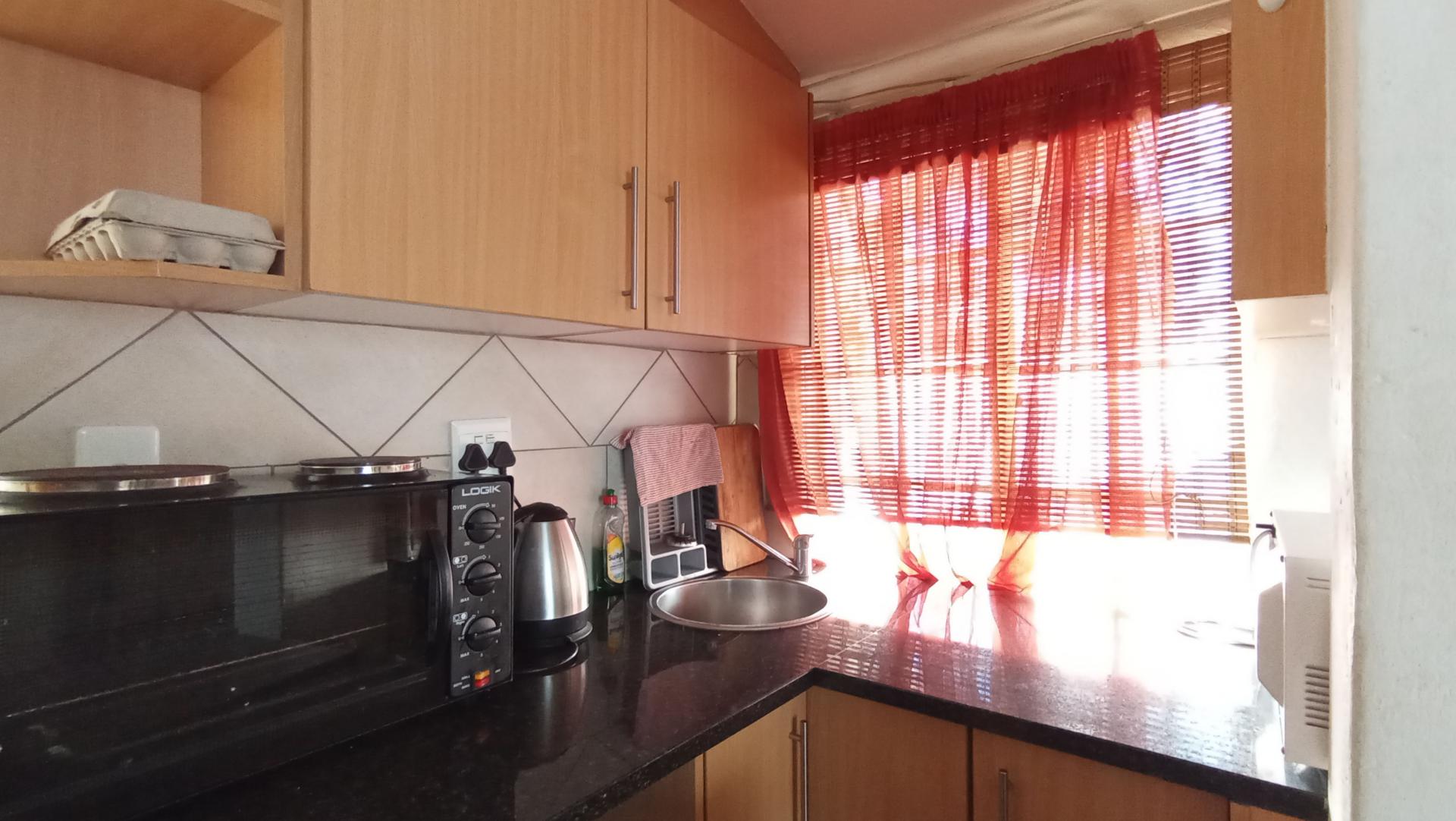 Kitchen - 34 square meters of property in Atholl