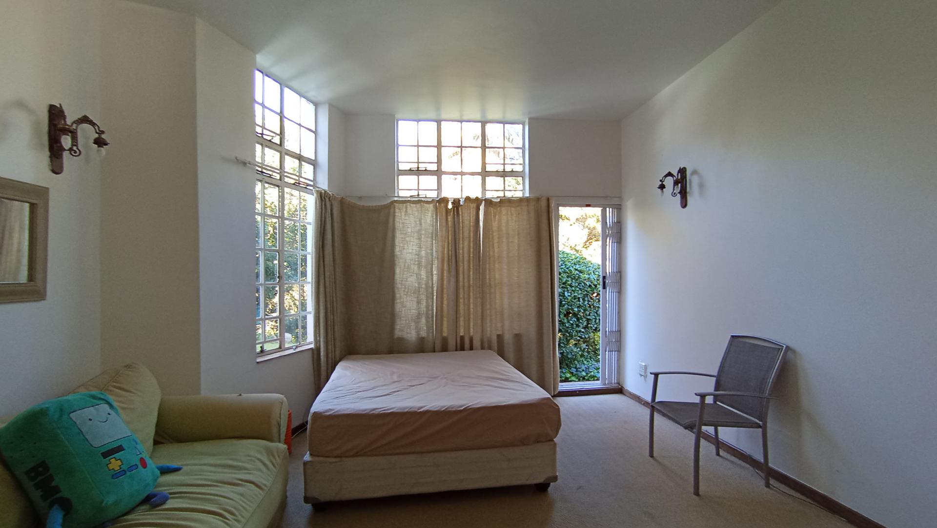 Bed Room 1 - 36 square meters of property in Atholl