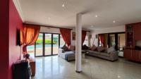 Lounges - 70 square meters of property in Albemarle