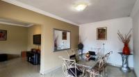 Dining Room - 18 square meters of property in Albemarle