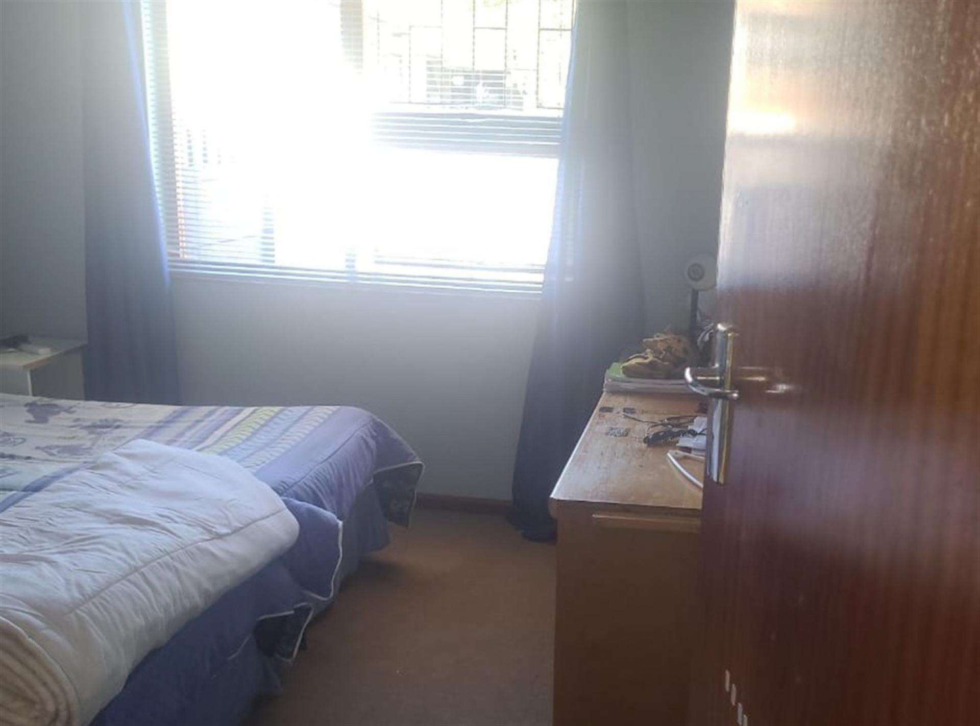 Bed Room 2 of property in Paarl